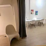 Gracia Parkside Flat - Only For Stays Of More Than 32 Nights