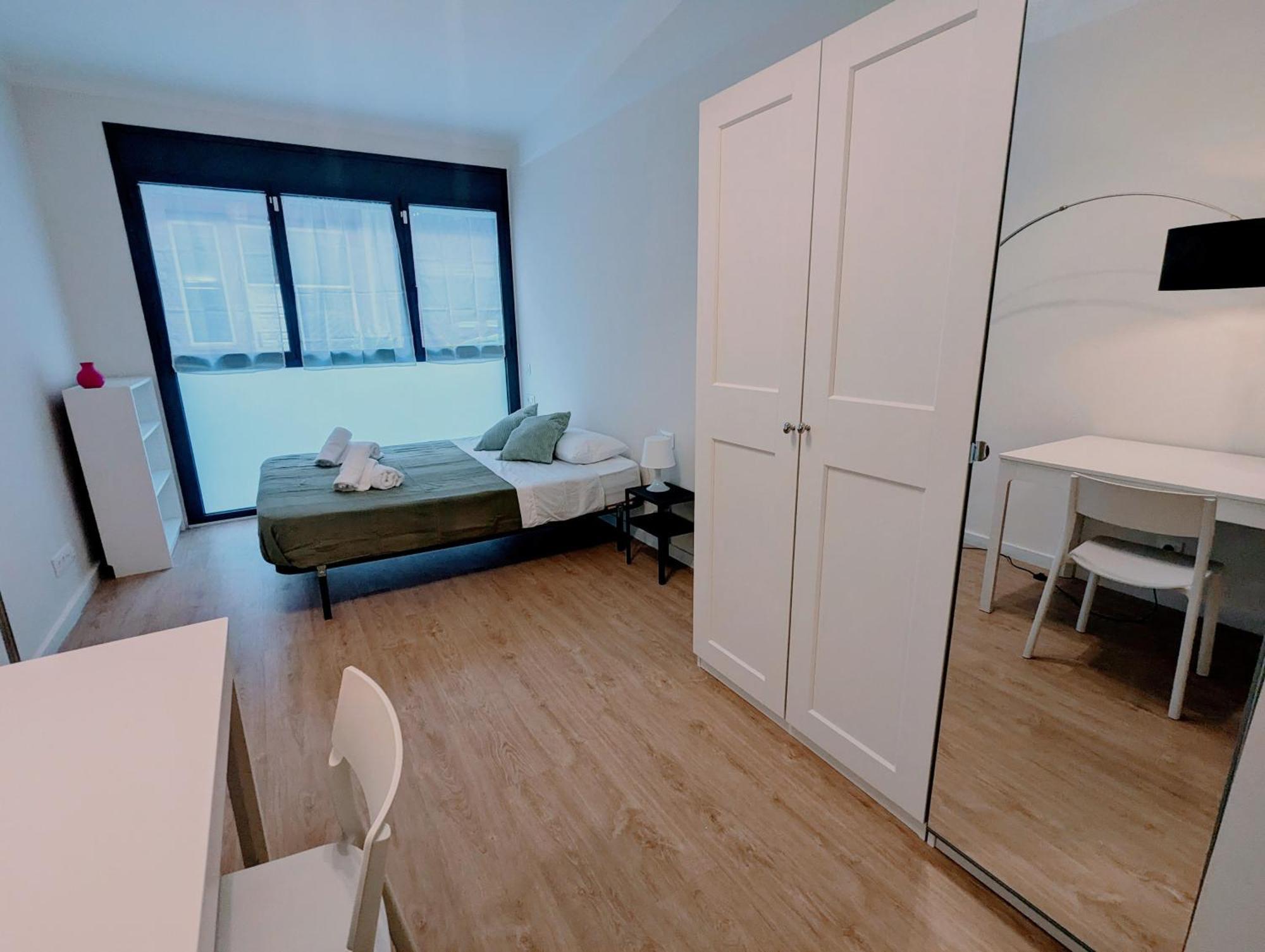 Gracia Parkside Flat - Only For Of Than 32 Nights *